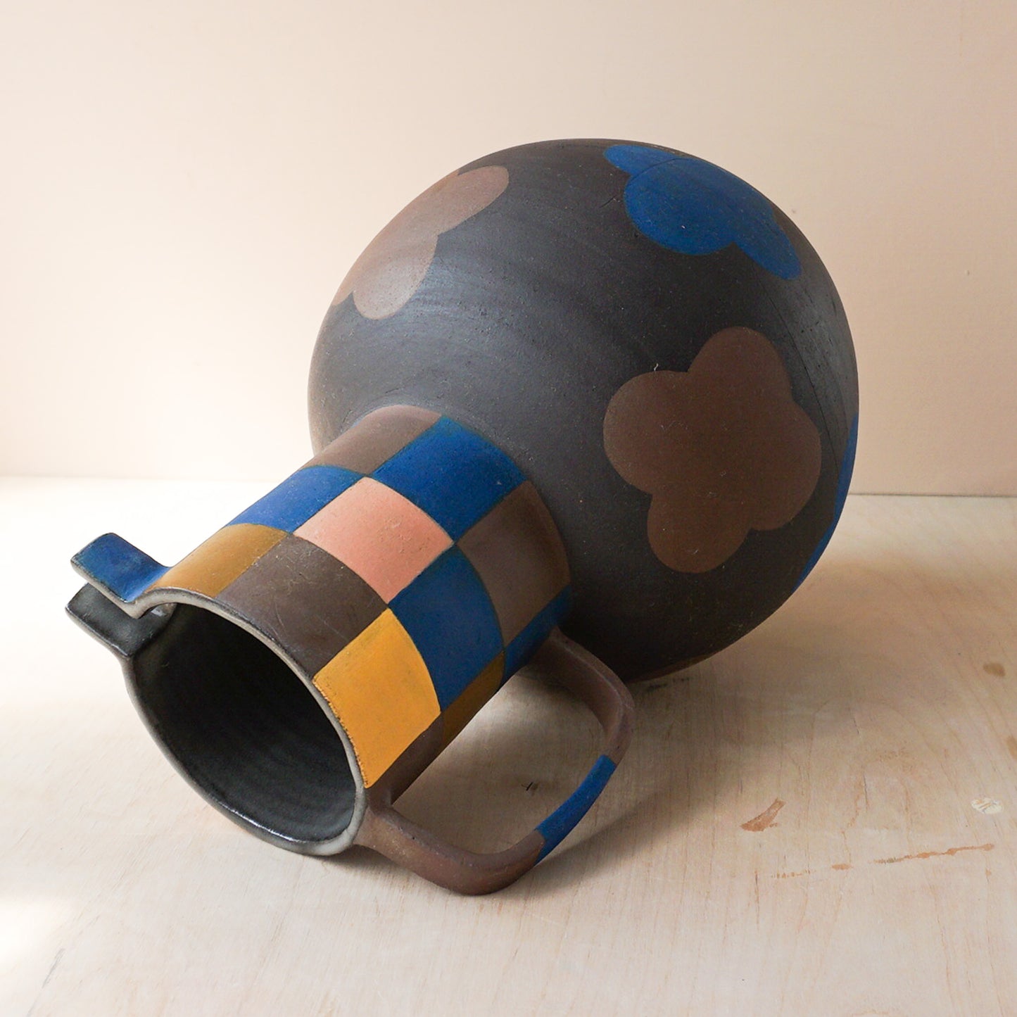 Jug in black stoneware