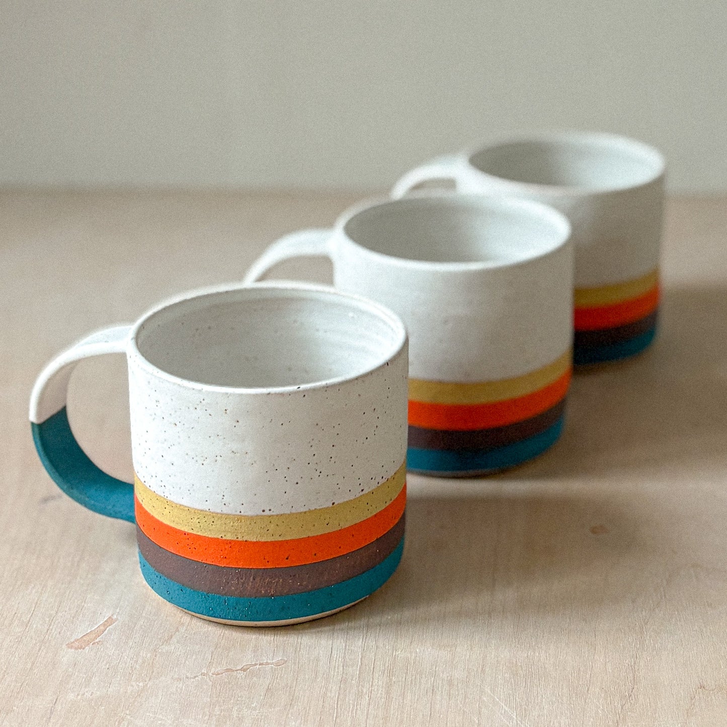 Mug with stripes