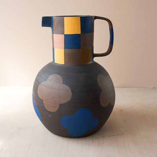 Jug in black stoneware