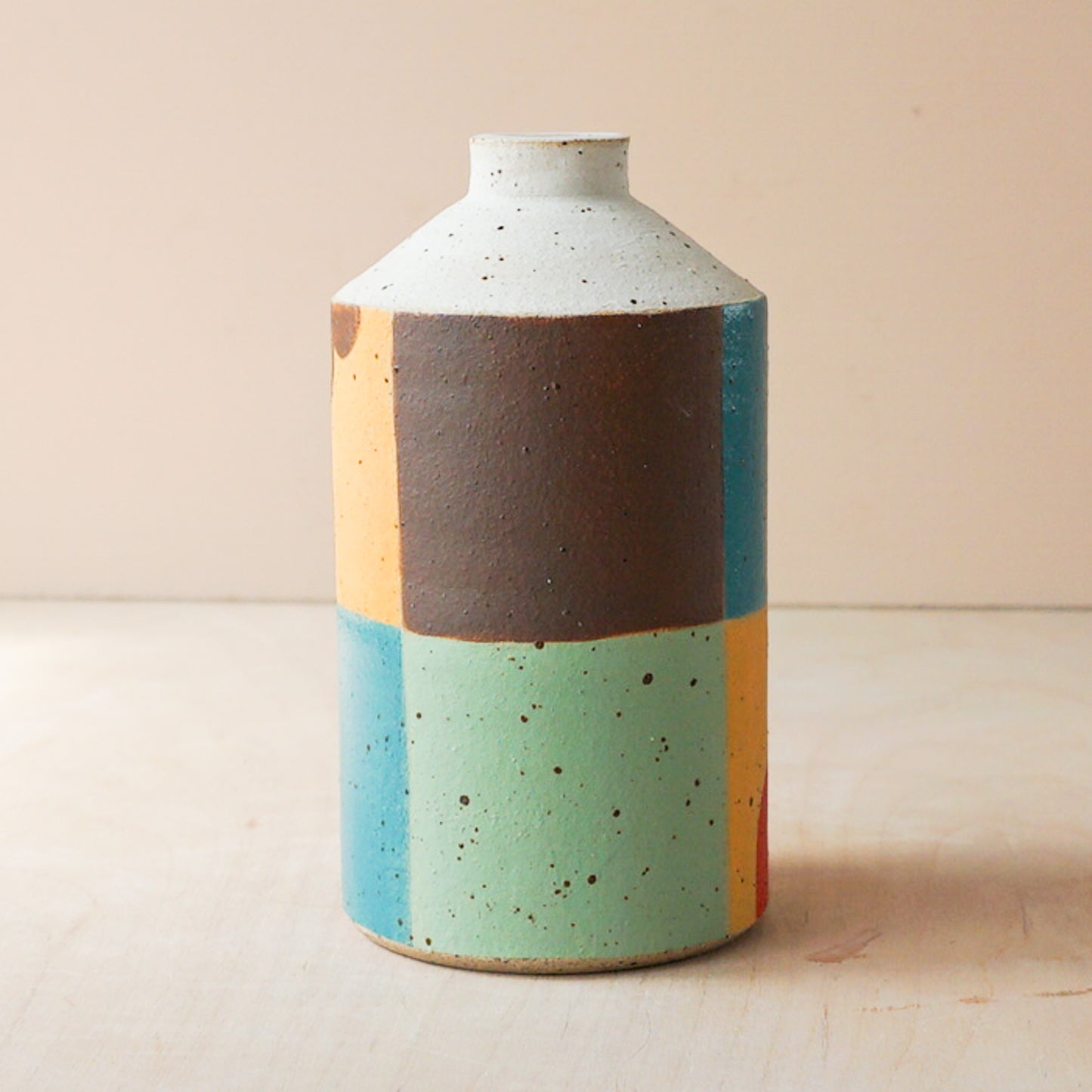 Bottle vase | Grid 3