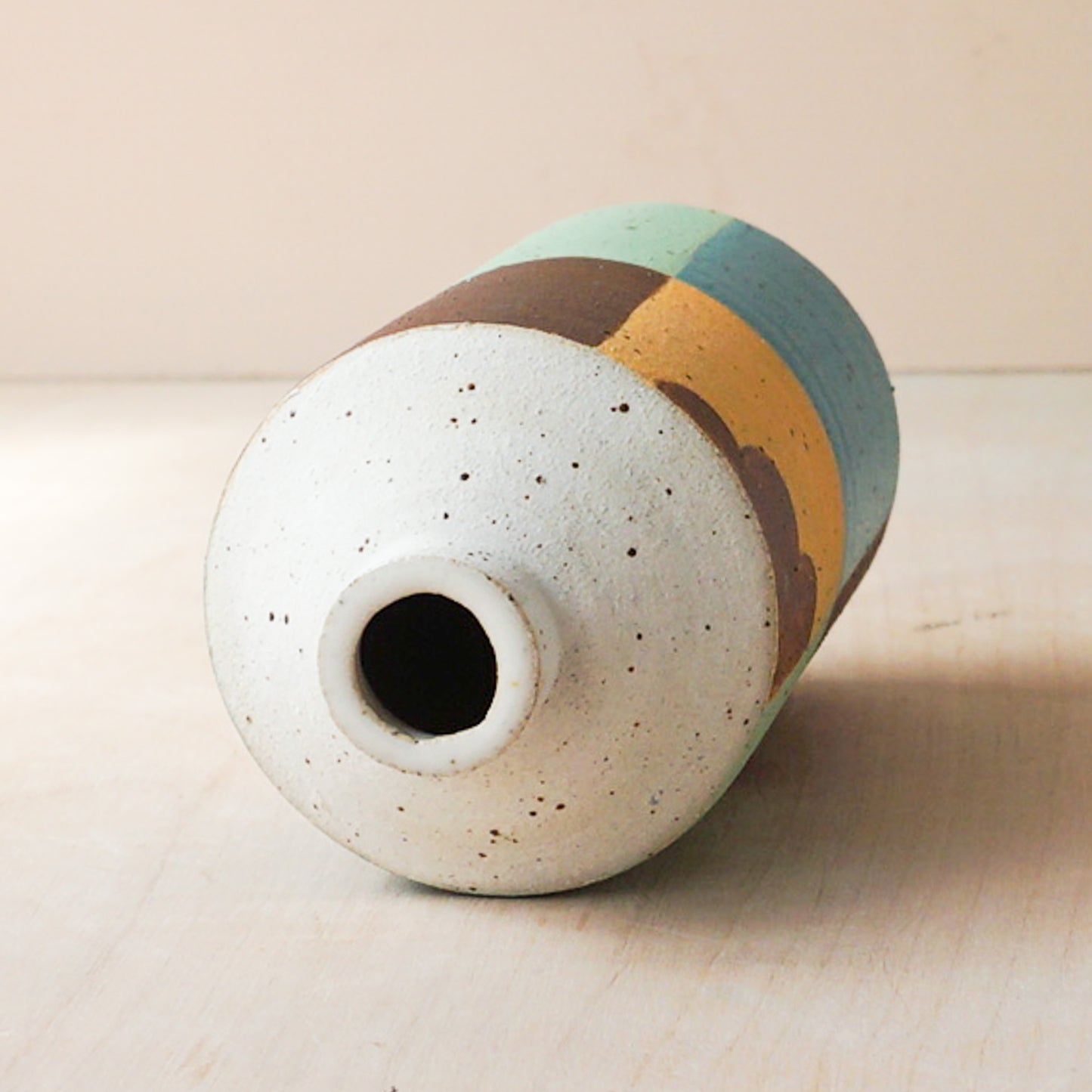 Bottle vase | Grid 3