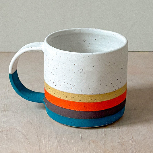 Mug with stripes